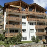 001 Apartment Alma - Exterior summer - MX Zermatt